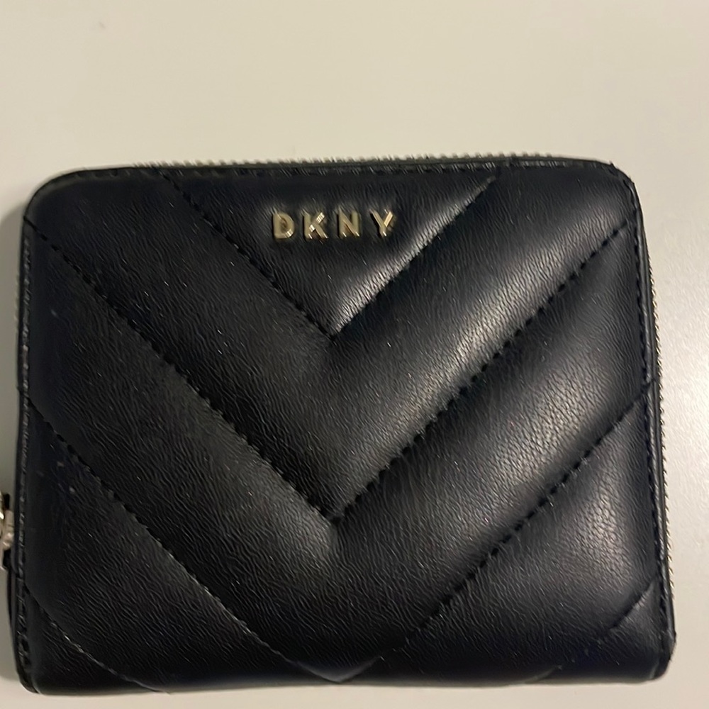 DKNY Wallet